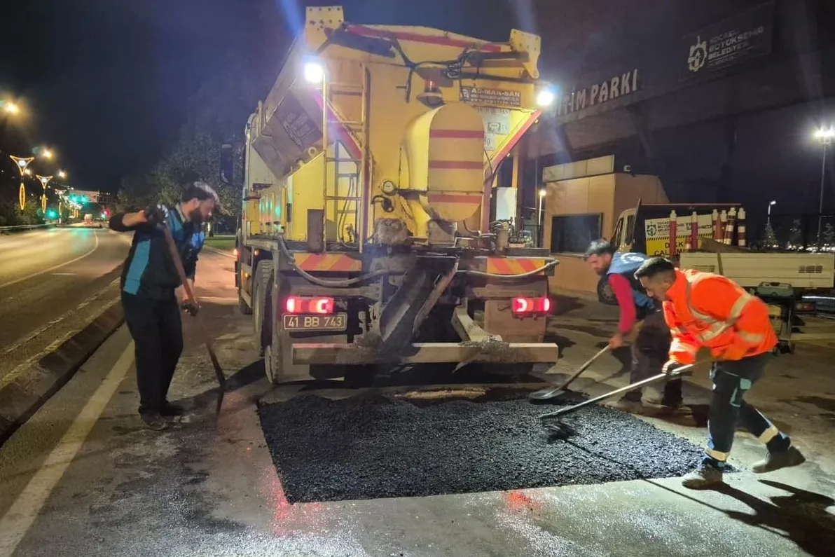 Kocaeli Büyükşehir ekipleri 7x24 çalışıyor