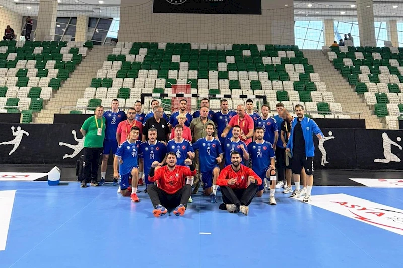 Nilüfer Belediyespor Erkek Hentbol Takımı yeni sezona galibiyetle başladı