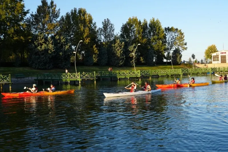 Denizi olmayan şehirde su sporları heyecanı