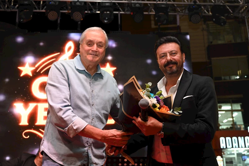 -BOZÜYÜK’TE COŞKULU KUTLAMALAR “CEM YEGÜL” İLE DEVAM ETTİ