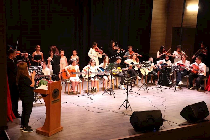 ODUNPAZARI BELEDİYESİ MÜZİĞİN KALBİNE YOLCULUĞA ÇIKARIYOR