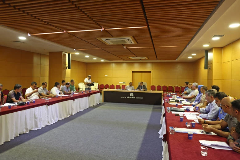 Büyükşehir halleri sezona hazır