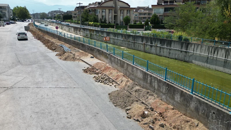 İZMİT BELEDİYESİNDEN ALİKAHYA FATİH MAHALLESİ’NE MODERN AYDINLATMA