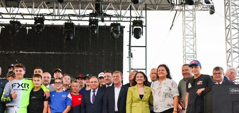 AFYONKARAHİSAR SADECE TÜRKİYE´NİN DEĞİL, DÜNYANIN BULUŞMA NOKTASI OLDU