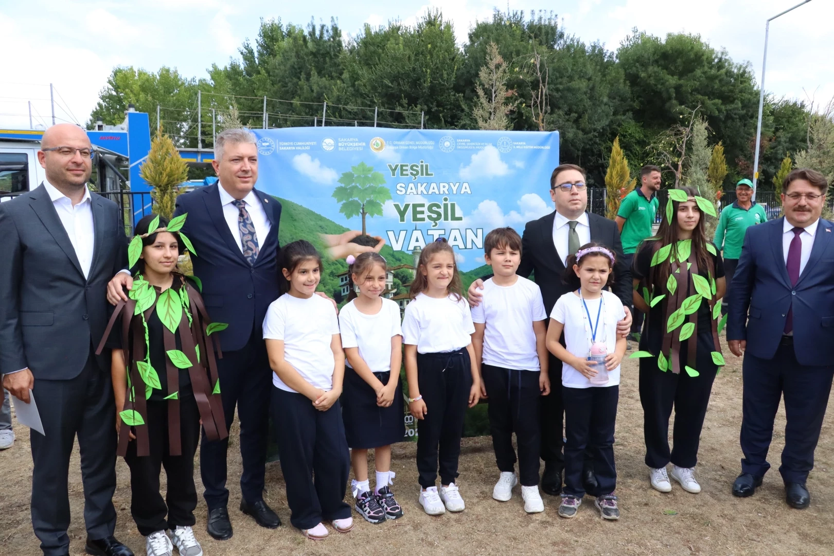 Sakarya’da yeni eğitim yılı fidanlarla başladı