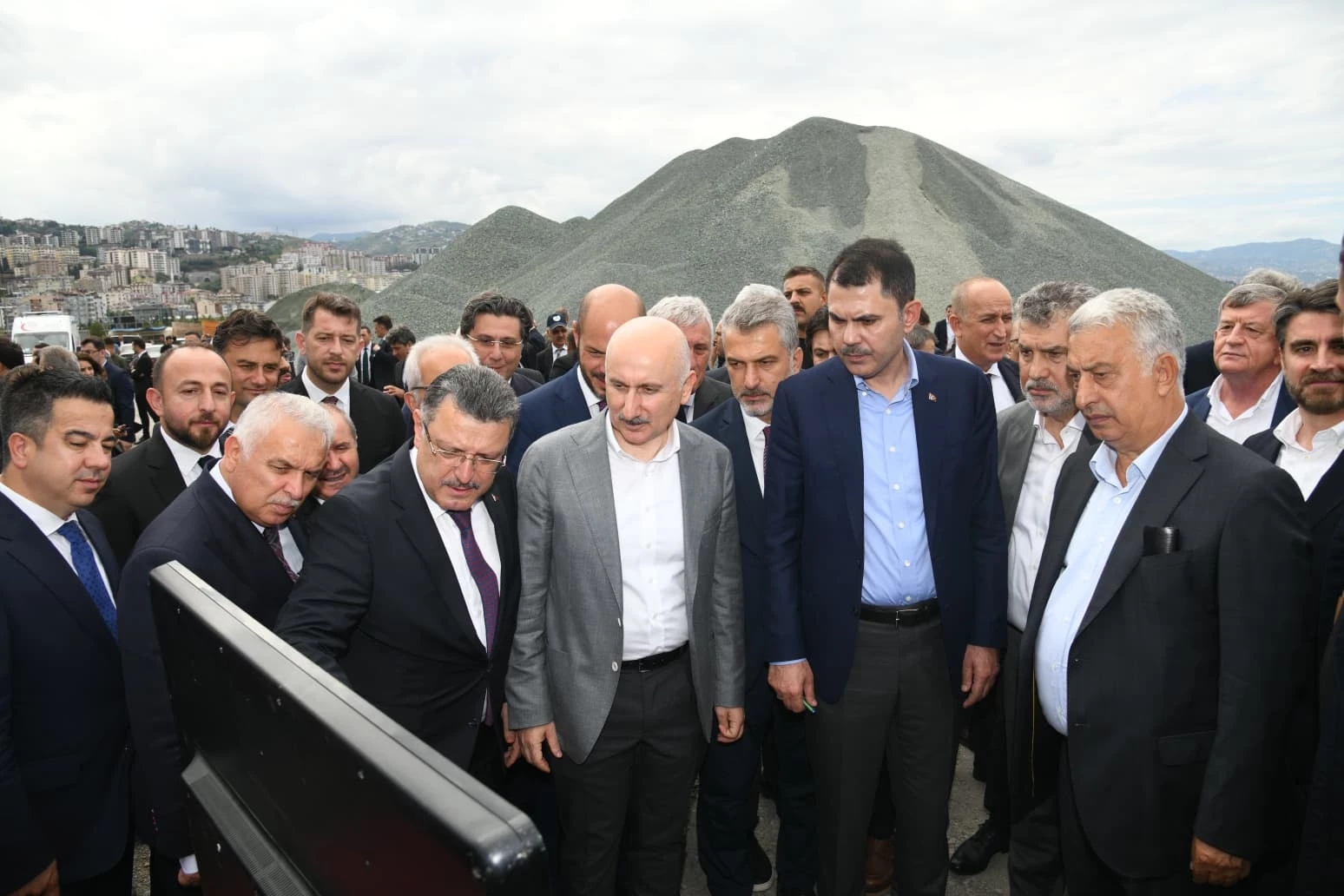 Bakan Murat Kurum’dan Trabzon’a tam destek