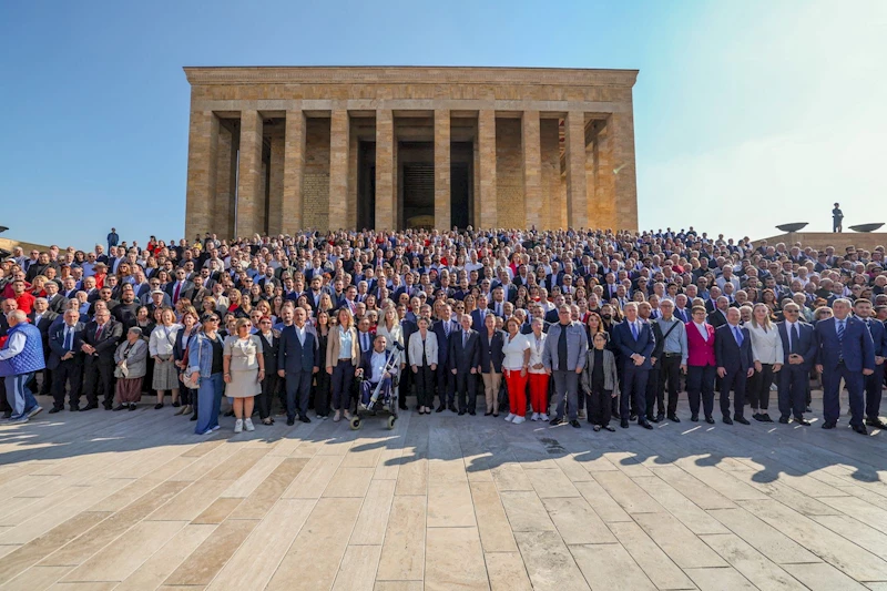 Başkan Şahin Partililerle Birlikte Anıtkabir’deydi