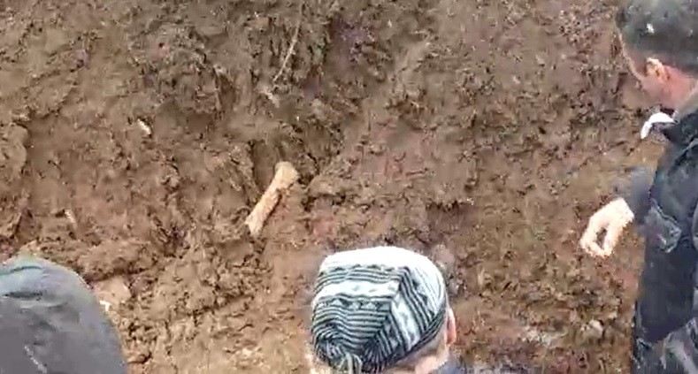 11 Yıldır Kayıp Olan Anne Ve Kızın Cesedini Arama Çalışmalarında Kemik Çıktı