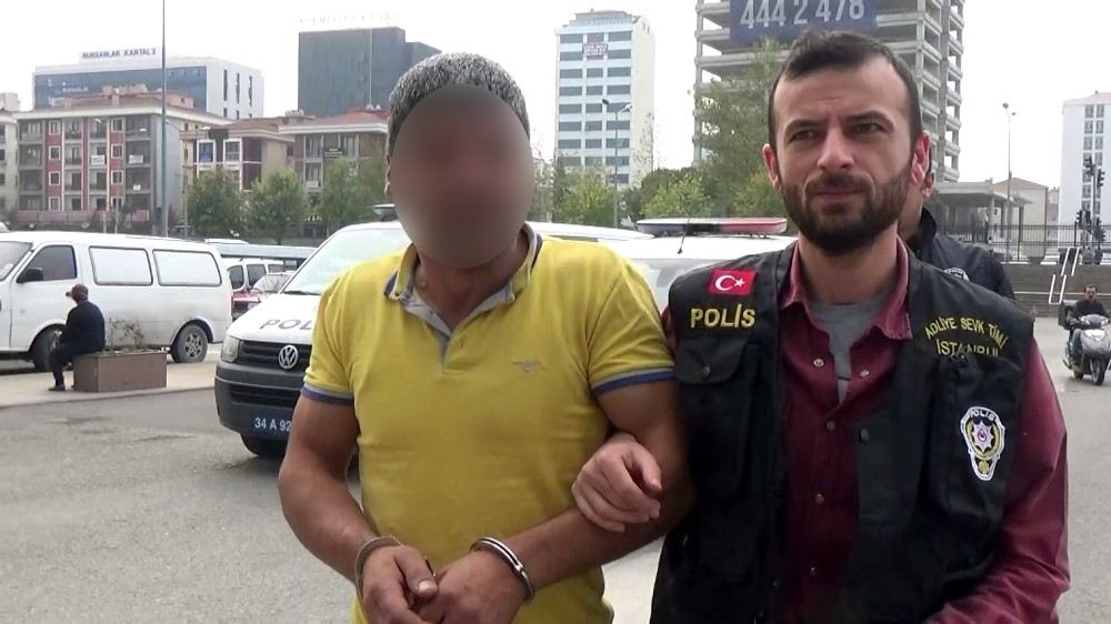 15 Temmuz Şehitler Köprüsünde Yolu Kapatan Silahlı Şahıs Adliyeye Sevk Edildi