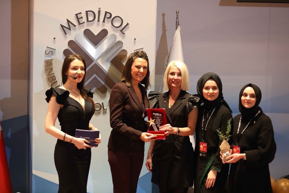 ?2. Medipol İk Ödülleri Sahiplerini Buldu