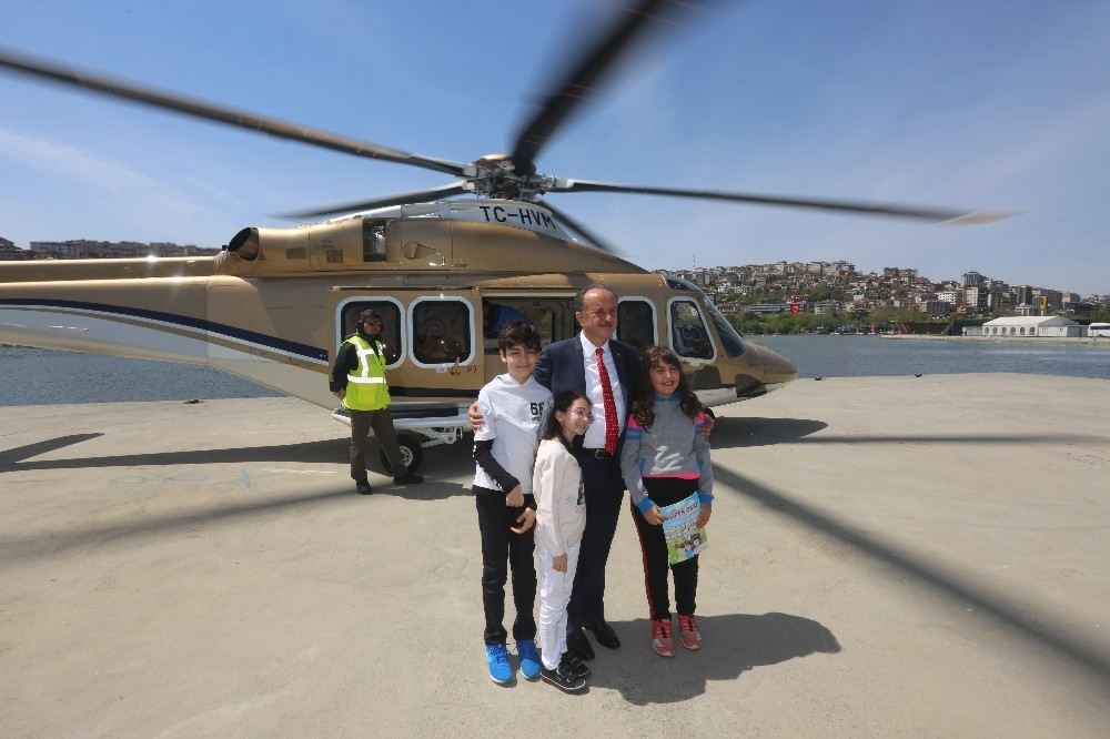 23 Nisan Coşkusunu Helikopter Gezisiyle Yaşadılar