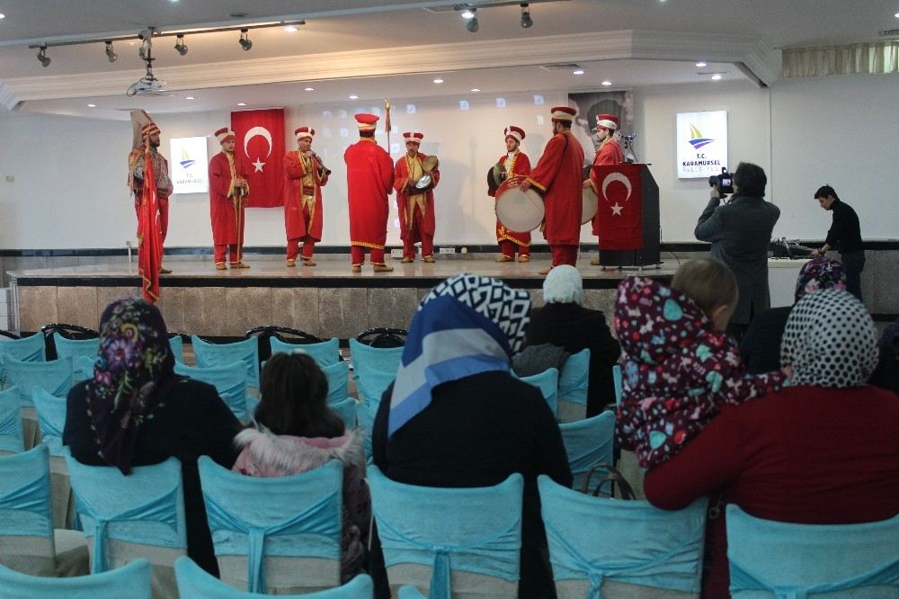 57 Yıldır Aynı Aileden Baba Ve Oğlunun Yönettiği Muhtarlığa Mehter Takımlı Rakip Çıktı