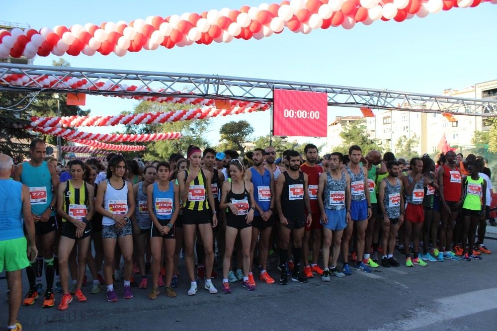 7Den 77Ye Herkes Cumhuriyet Koşusunda Buluştu