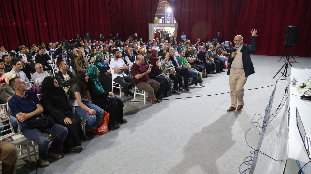 Abdurrahman Dilipak: ?Hak Merkezli Bir Medeniyet Kurmalıyız?