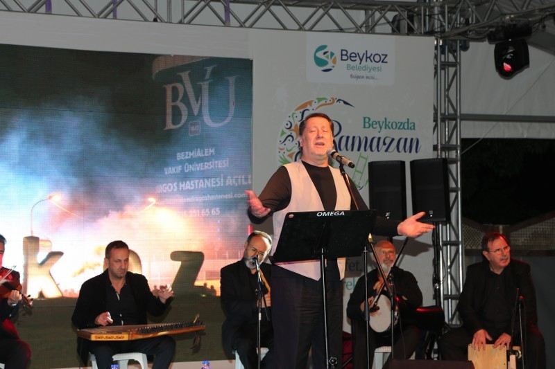 Ahmet Özhandan Musiki Ziyafeti