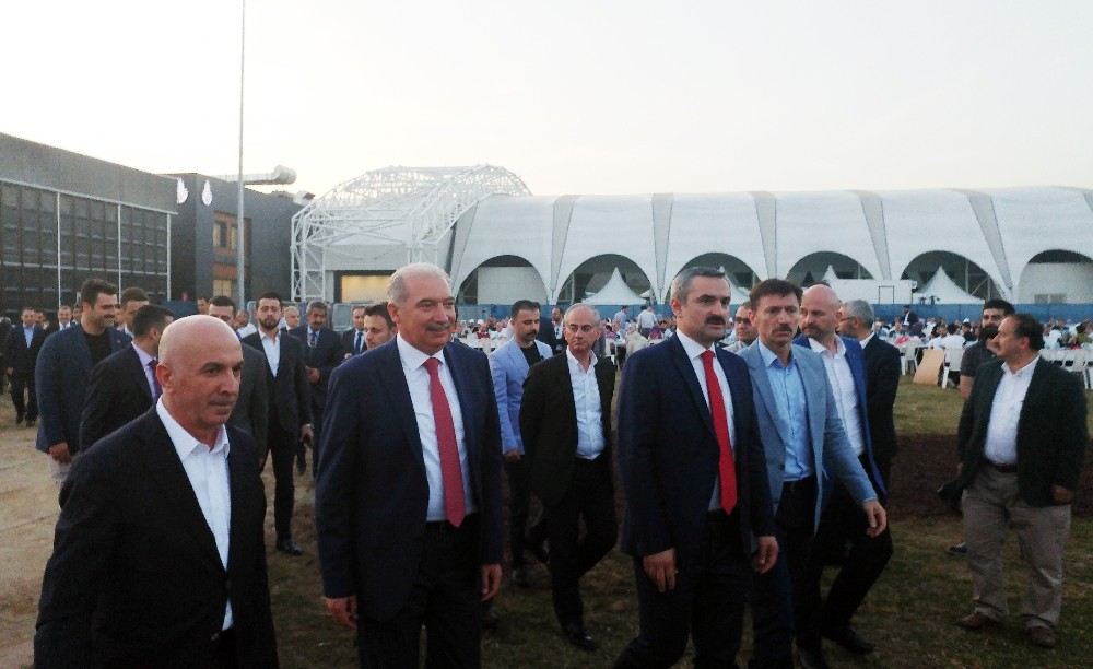 Ak Parti ?Vefa İftarı Yenikapıda Yapıldı