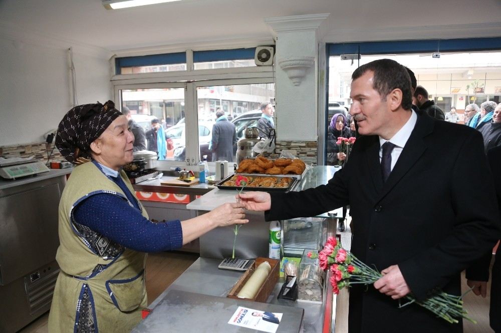 Ak Parti Zeytinburnu Adayı Arısoy: ?Okulların Temizliğini De Belediye Olarak Biz Üstümüze Alacağız?