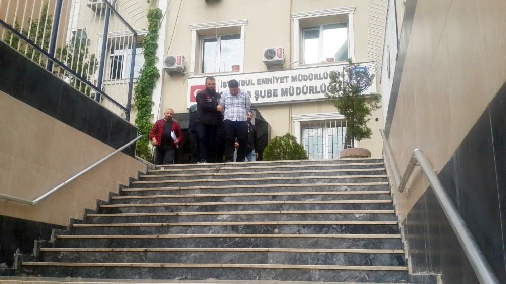 Aksaray Ve Kuştepede Sahte Dolarla Turistleri Dolandıran Turist Çifti Polis Yakaladı