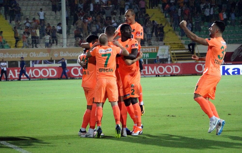 Alanyaspor, Eksi 7 Averajda Ama...