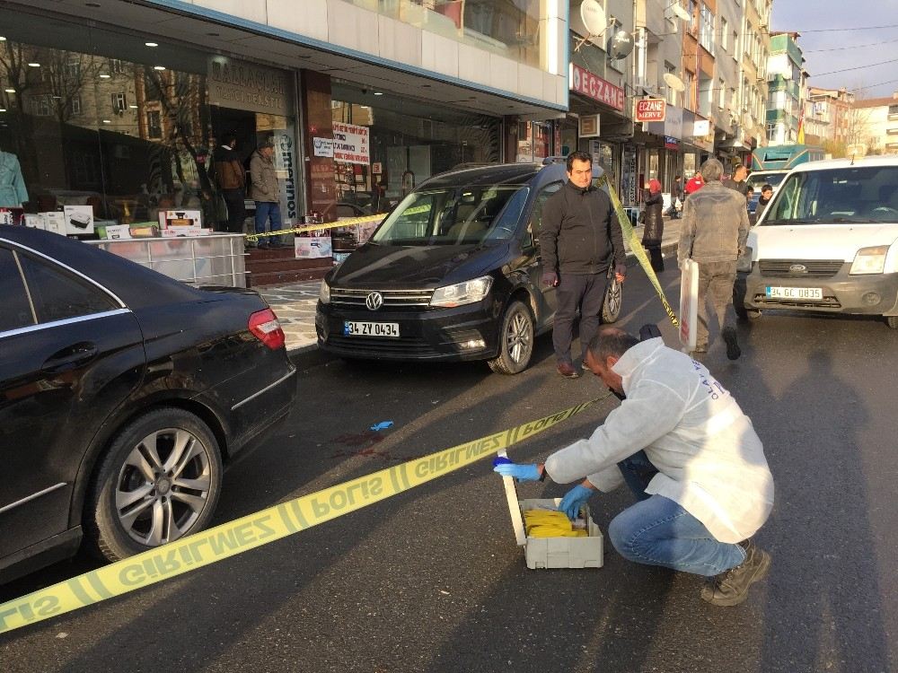 Altın Taşıyan Toptancıyı Soyamayınca Silahla Vurdular