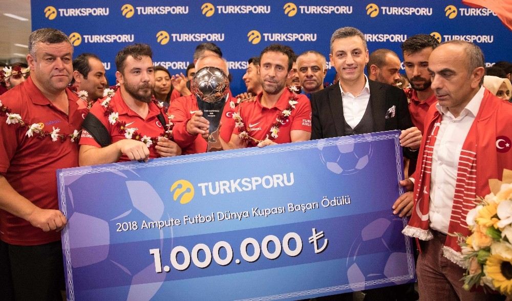 Ampute Futbol Milli Takımına 1 Milyon Tl Ödül