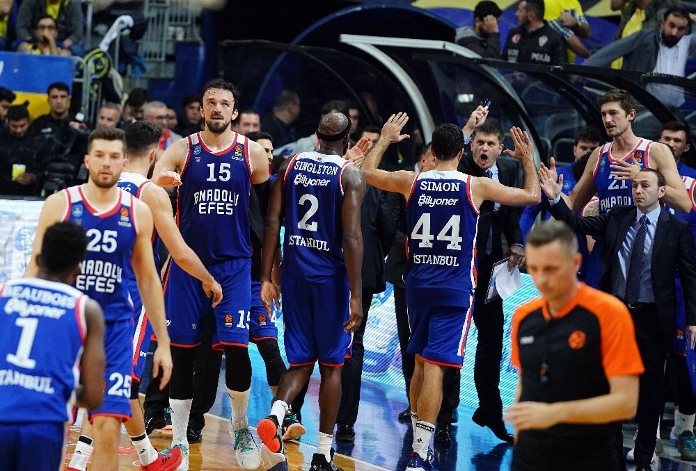 Anadolu Efes Durdurulamıyor