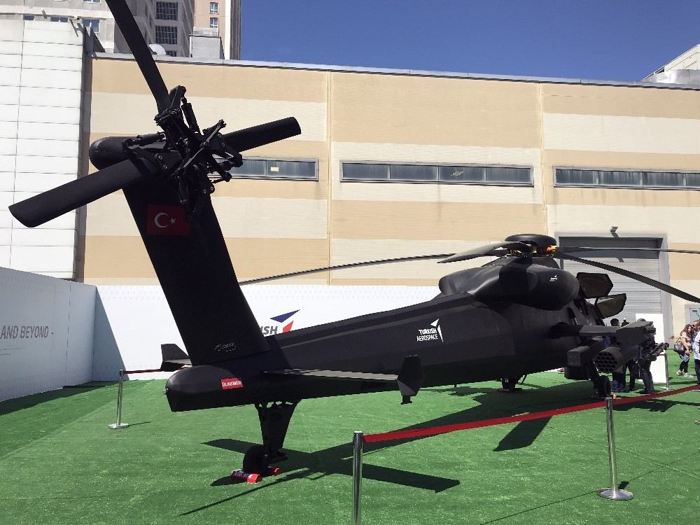 Atak-2 Taarruz Helikopteri İdefte Görücüye Çıktı