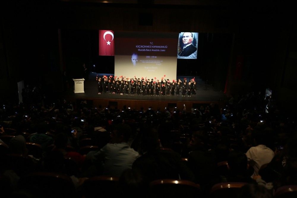 Atatürk, Küçükçekmecede Saygı Ve Hasretle Anıldı