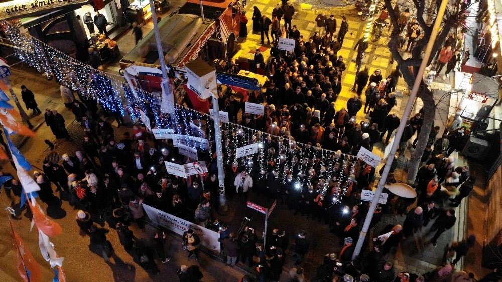 Avcılarda Fenerli Deprem Farkındalık Yürüyüşü Havadan Görüntülendi