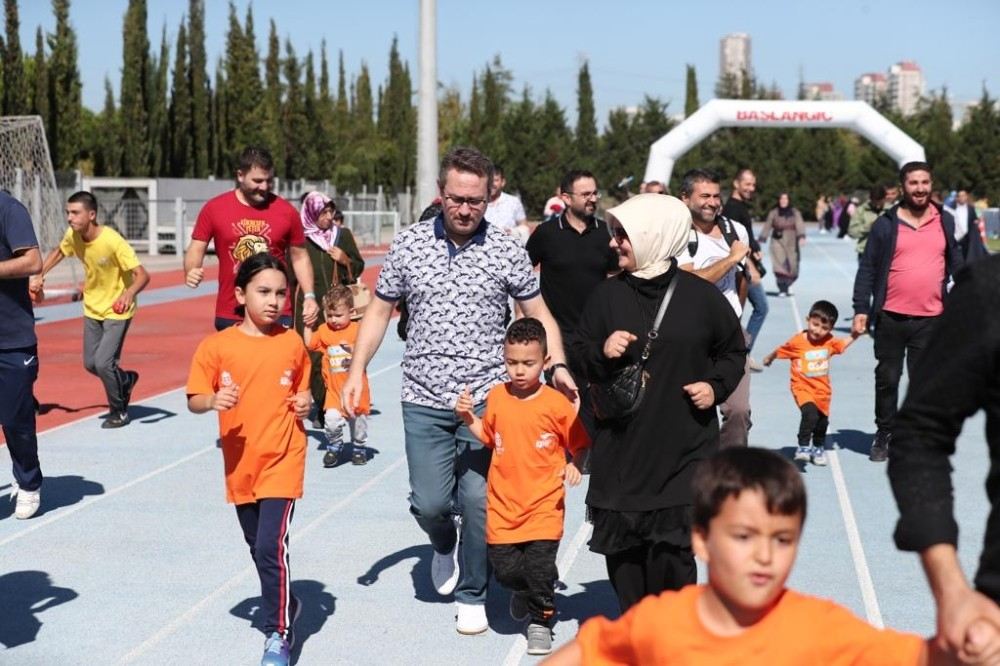 Avrupa Yakasının En Büyük Çocuk Maratonu Başakşehirde Gerçekleşti