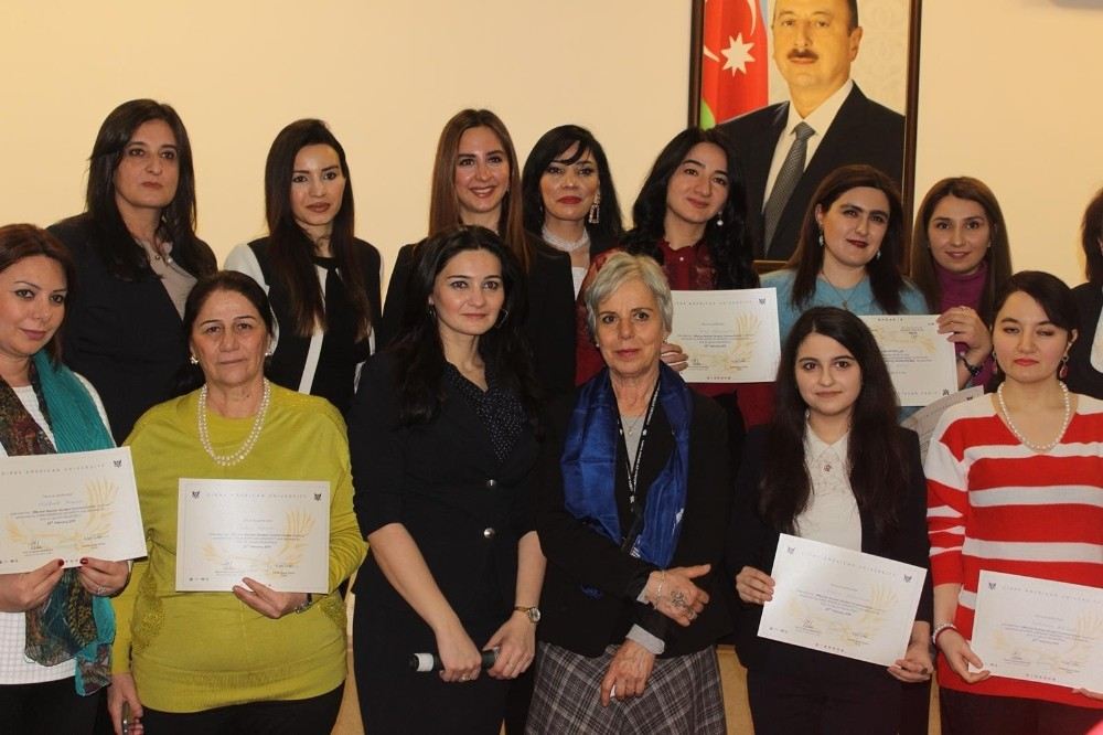 Azerbaycan Eğitimcilerini Etkileyen Seminer