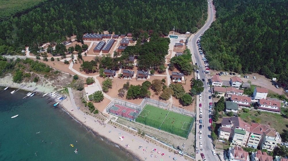 Bağcılarlı Gençler Tatil İçin Kefken Kampına Uğurlandı