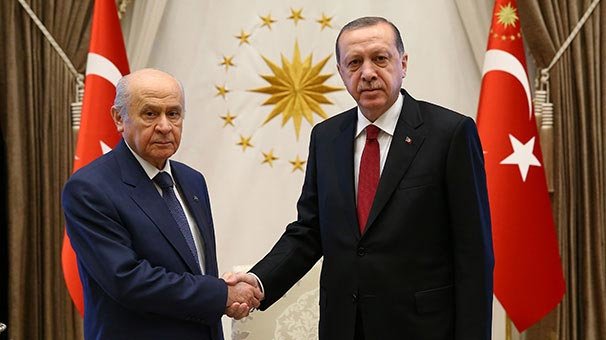 Bahçeli`den Erdoğan`a tebrik
