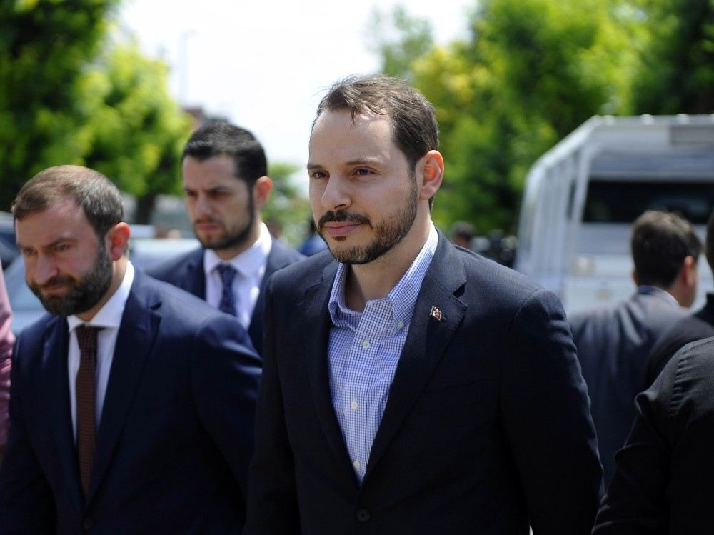 Bakan Albayrak: Yaptığı Yatırımlarla Enerji Sektörüne Öncülük Etti