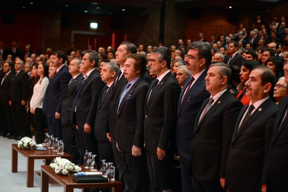 Bakan Selçuktan Öğretmen İhtiyacı İle İlgili Açıklama