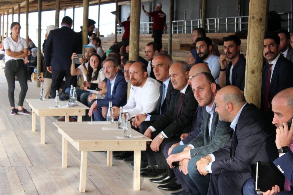 Bakan Turhan Ve Ersoy, Etnospor Kültür Festivalini Ziyaret Etti