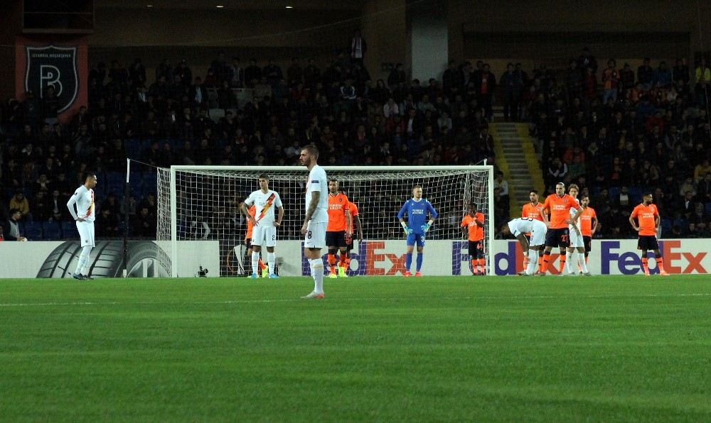 Başakşehir, Avrupada 3 Maç Sonra Yenildi