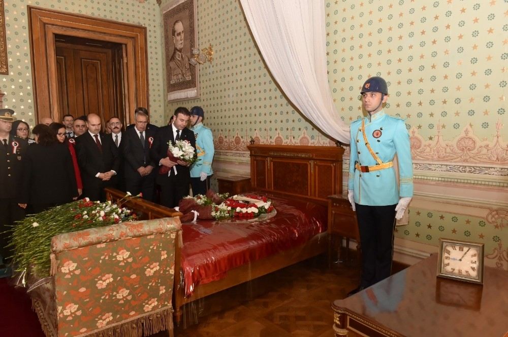 Başkan Akpolat, Dolmabahçe Sarayında Atatürkü Anma Törenine Katıldı