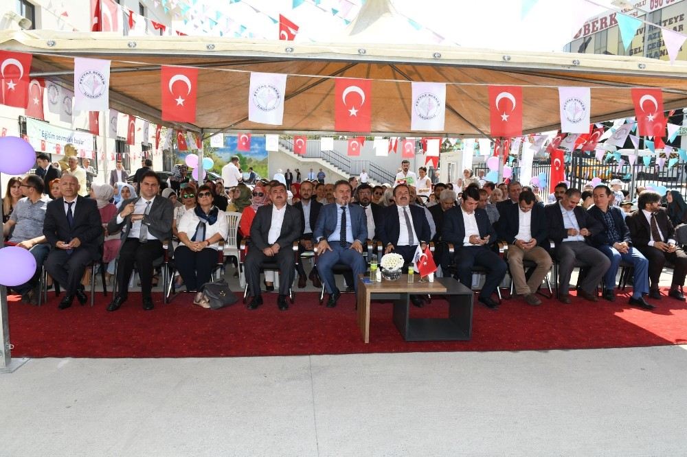 Başkan Alatepeden Öğrencilere Yaz Kurslarına Davet