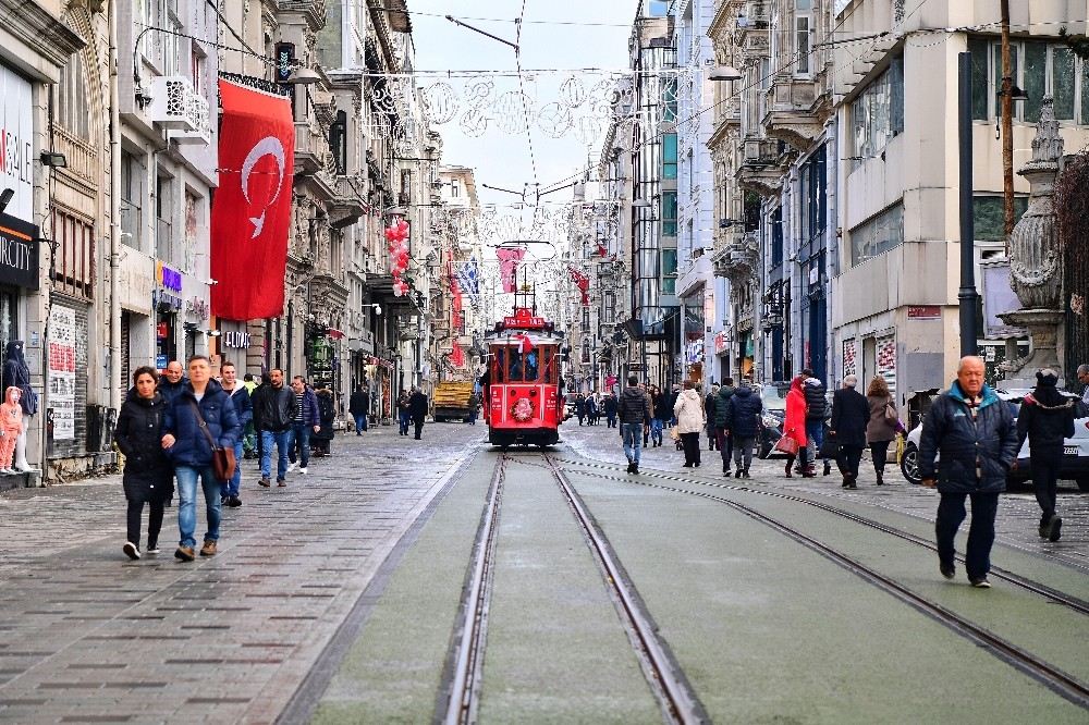 Başkan Demircan: Beyoğlu Türkiyenin Vizyonu Olmaya Devam Ediyor