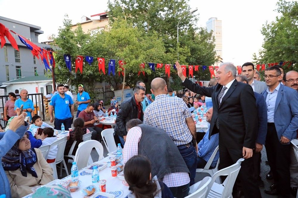 Başkan Uysal: Ataşehirin İmar Sorununu Yakından Takip Ediyorum