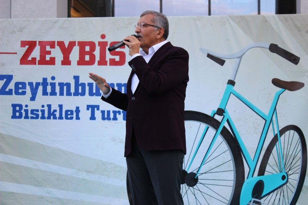 Başkanlar Makam Aracından İnip Vatandaşlarla Bisiklet Bindi