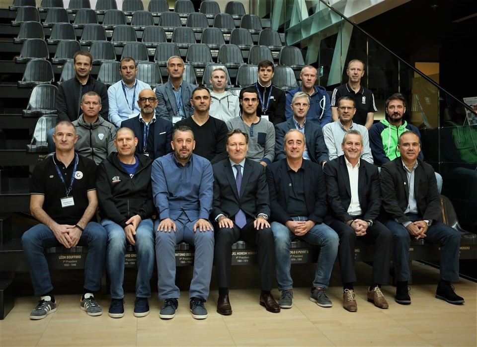 Basketbol Şampiyonlar Liginin İlk Başantrenörler Toplantısı Gerçekleşti