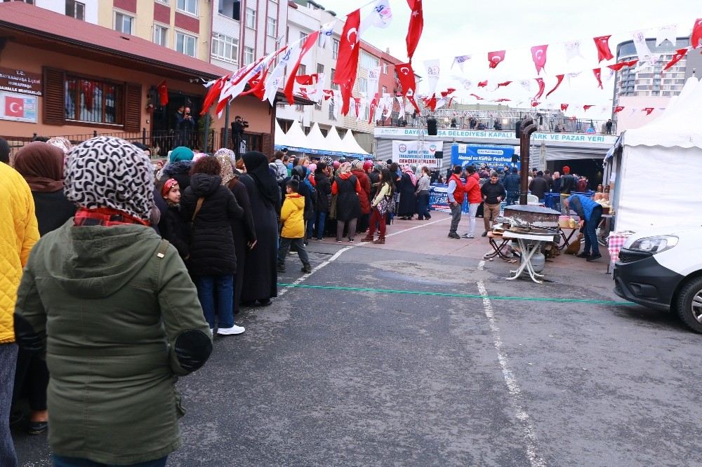 Bayrampaşada 6 Ton Hamsi Dağıtıldı