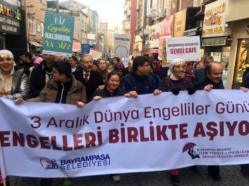 Bayrampaşada Engelli Vatandaşlar Farkındalık İçin ?Engelsiz Yürüyüş Gerçekleştirdi