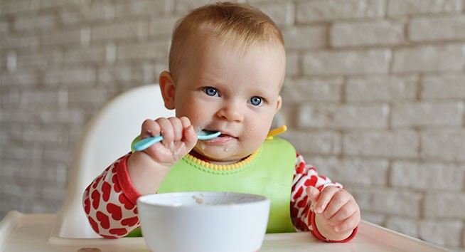 Bebeklerde Erken Ek Gıda, Besin Alerjisine Neden Olabilir?