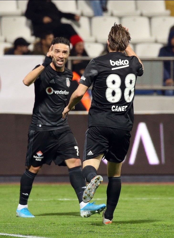 Beşiktaş İlk Kez Geriden Gelip Kazandı