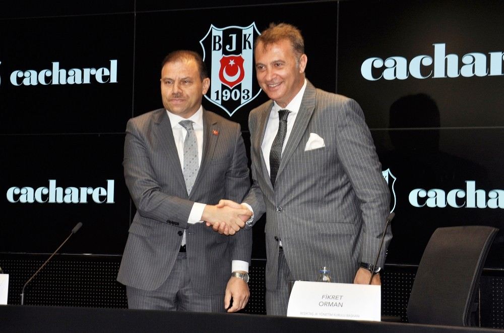 Beşiktaşa Yeni Giyim Sponsoru