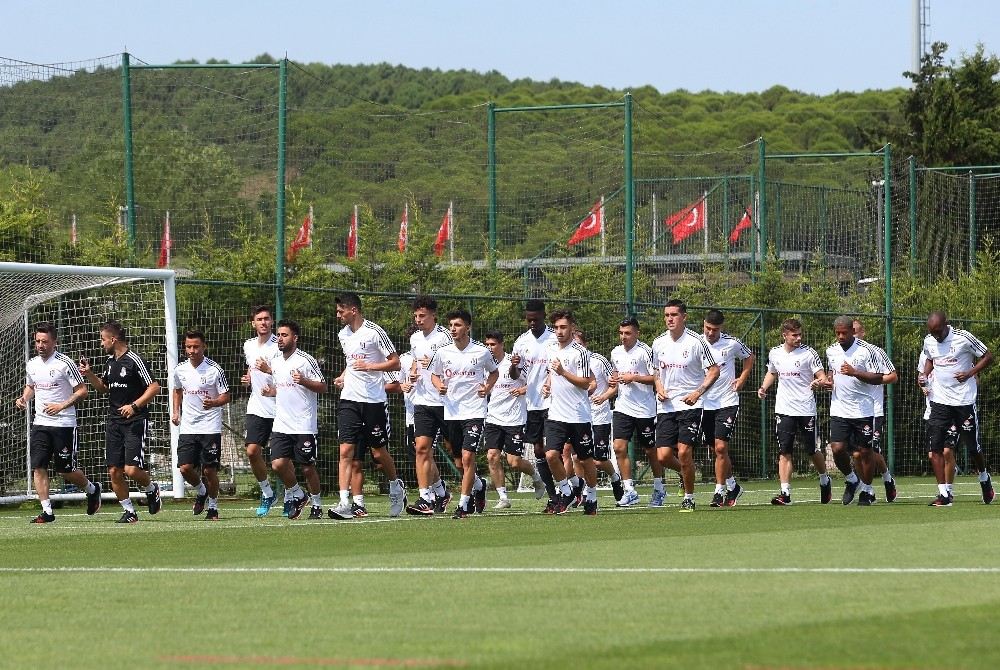 Beşiktaşta Hazırlıklar Devam Etti