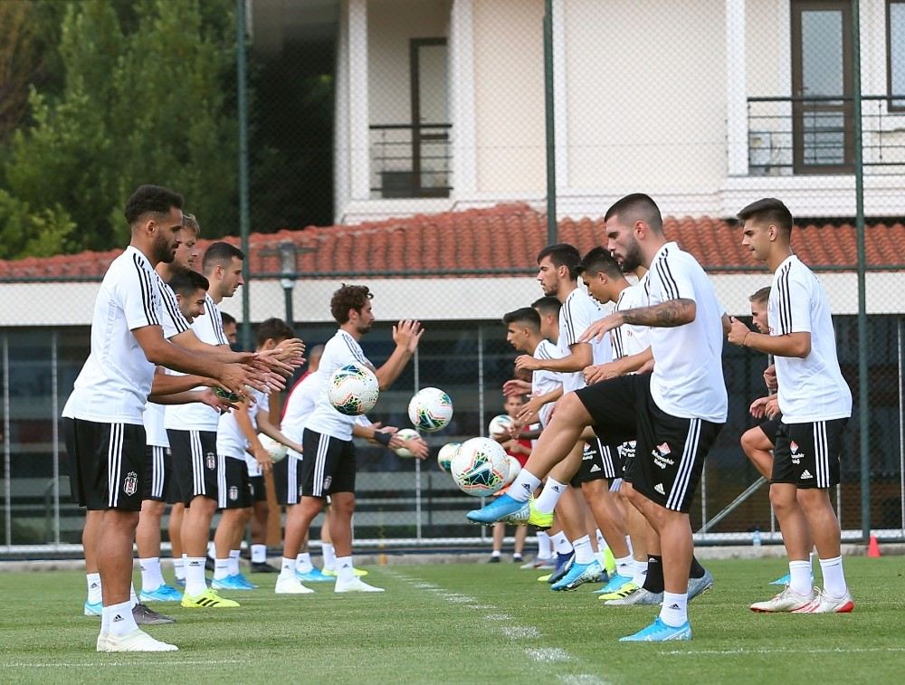 Beşiktaşta Nkoudou, İdmanı Yarıda Bıraktı